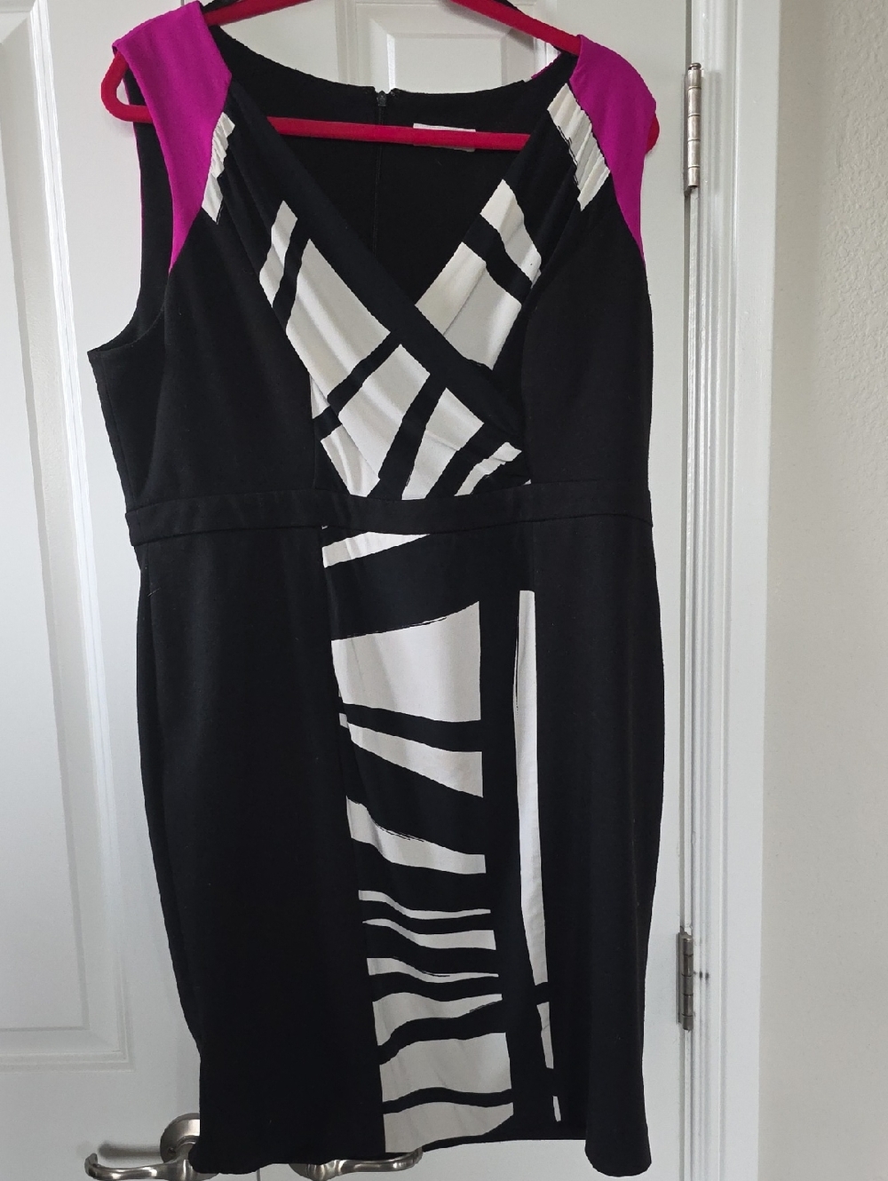 Calvin Klein Black & White Geometric Midi Dress with Magenta Shoulder Accents